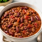 Low sodium ground beef chili with beans and tomatoes
